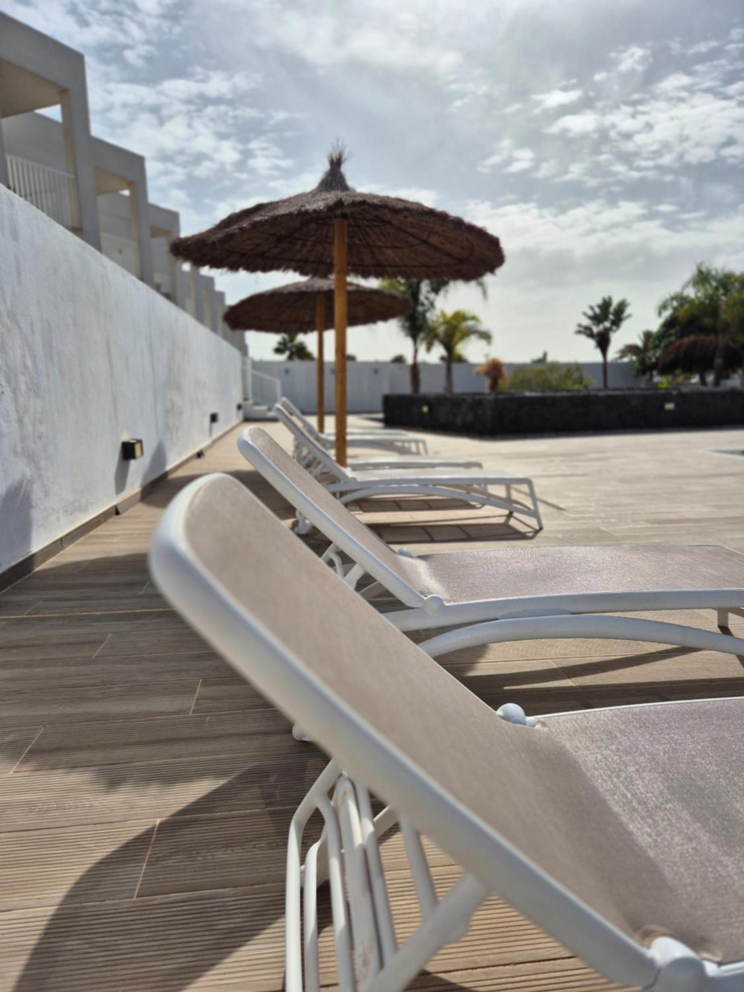 White Suite Deluxe Costa Teguise Eksteriør billede